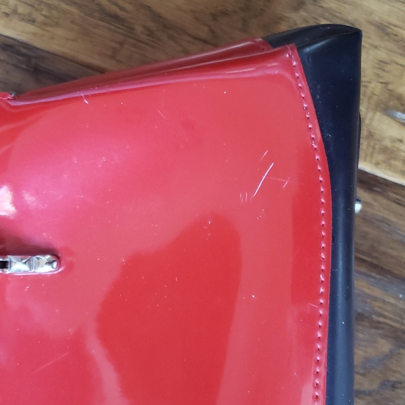 Red Beijo purse - Picture 6 of 8